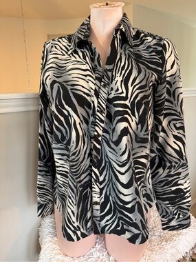 Women's Black & White Zebra Print Button-Up Top